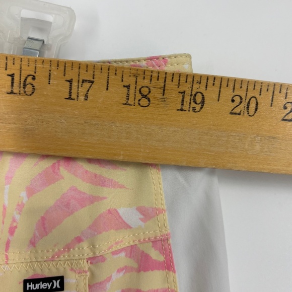 Hurley Mens Size 38 Swim Trunks Hybrid Shorts Yellow Pink Tropical Leaf Print 9" - Picture 6 of 8